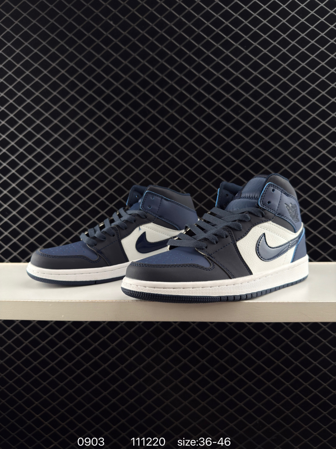 Nike Air Jordan 1 Mid AJ1